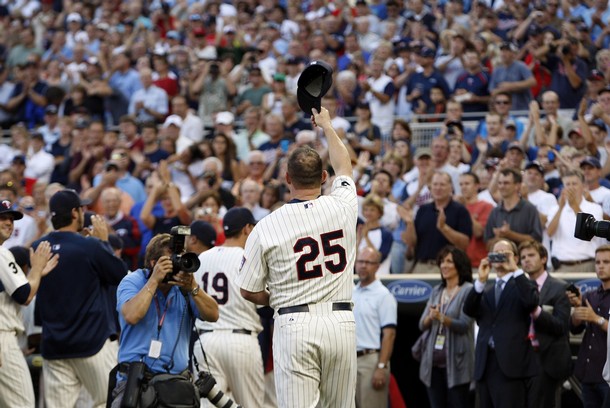 Jim Thome, newest member of 600-homer club, traded back to